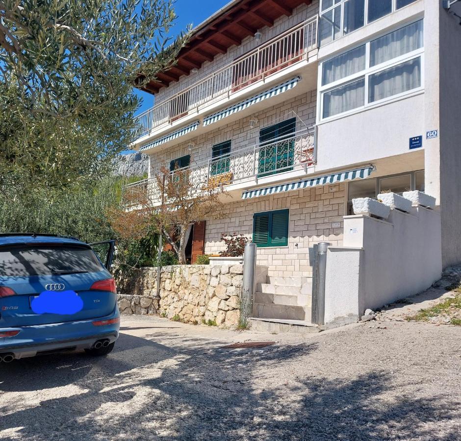 Toni&Megi Apartment Йесенице Екстериор снимка
