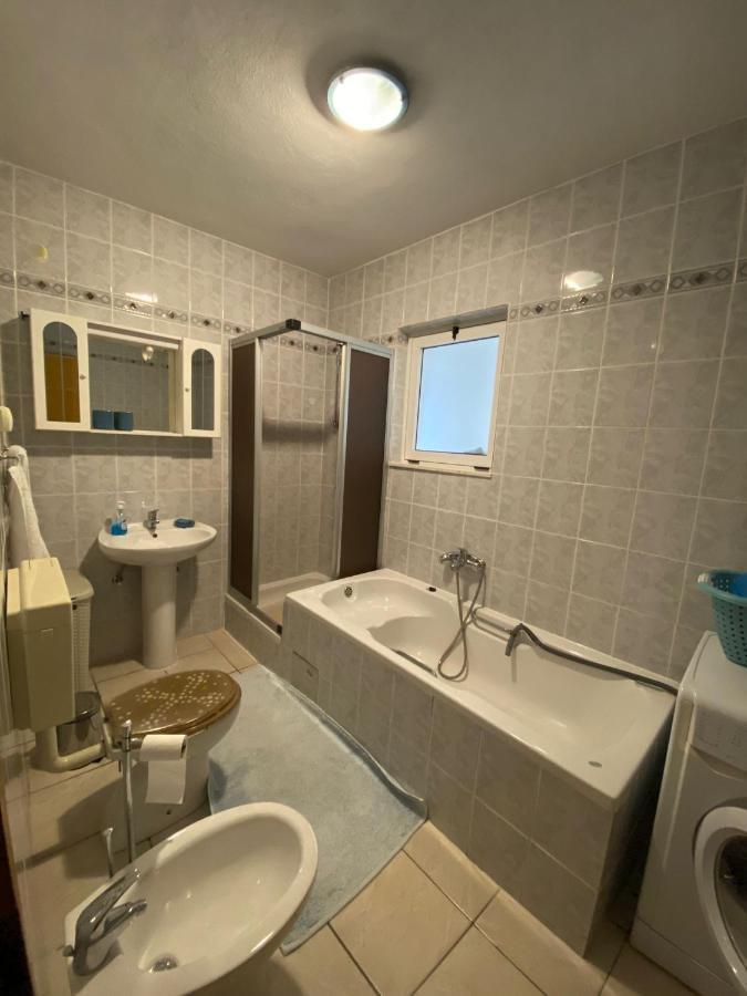 Toni&Megi Apartment Йесенице Екстериор снимка